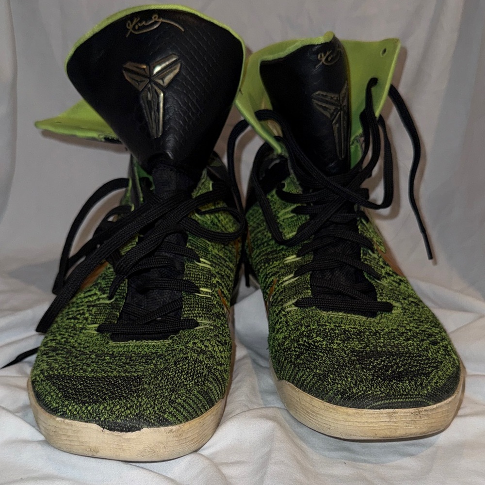 Nike Green and Black Athletic Shoes